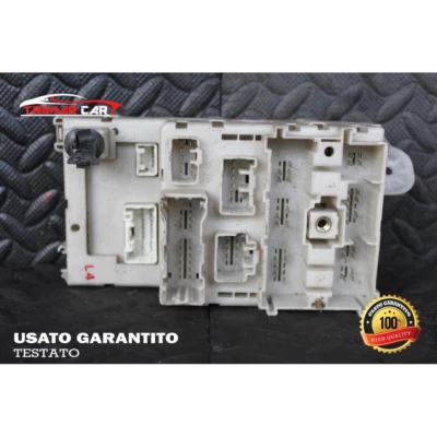 82733-42080 CENTRALINA SCATOLA PORTAFUSIBILI TOYOTA RAV4 2 II (A2)(00-05) 2.0 D - Immagine 1 di 2