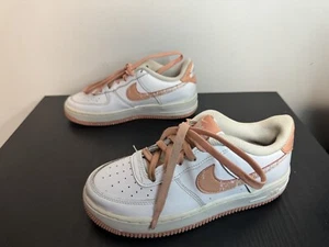 Nike Air Force 1 Low LV8 White Madder Root Pink Size Youth 4.5, A6 - Picture 1 of 6