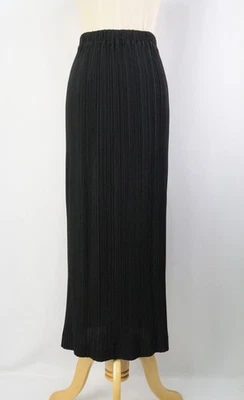 Falda plisada negra ISSEY MIYAKE 302 9488 Foto 1 de 4