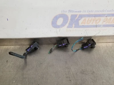 13 2013 LEXUS GX460 ПЕРЕДНИЙ БАМПЕР ДАТЧИКИ И КОСИЧКИ - Изображение 1 из 4