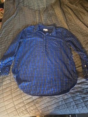 Gap 女式格子蓝色套衫法兰绒束腰长袖衬衫,尺寸 M。  M — 第 1/4 张图片