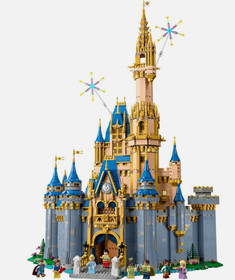 LEGO Disney: The Disney Castle (43222) NEW in sealed box 4837 pieces  age 18+