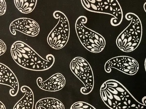 1 Yard Black & White Paisley 44” Wide 100% Cotton Quilters Showcase - Picture 1 of 1