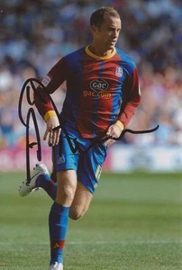 CRYSTAL PALACE: AARON WILBRAHAM SIGNED 6x4 ACTION PHOTO+COA - Picture 1 of 1