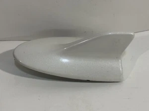 2006 - 2013 LEXUS IS250 IS350 ROOF RADIO ANTENNA SHARK FIN WHITE OEM - Picture 1 of 7