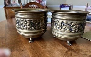 Jardinera Norleans Vintage Inglesa Tradicional Latón Floral 6.5 Hx 7.75 W - Imagen 1 de 15