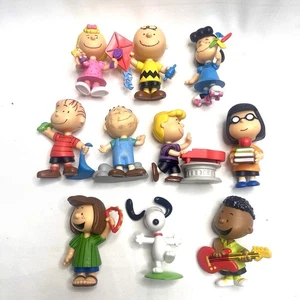 Peanuts: Charlie Brown - PVC Figuren Lot - Just Play - Snoopy Patty Linus - Bild 1 von 2