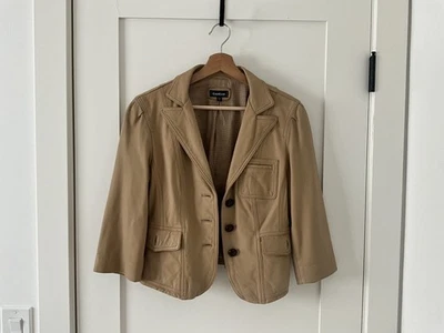 Jaqueta cropped Bebe 100% couro genuíno manga 3/4 macia M 100% algodão forrada nova com etiquetas - Imagem 1 de 4