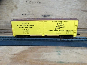Mantua HO 40' The Peoria Gateway Union Refrigerator URTX 168032 Reefer - Picture 1 of 6
