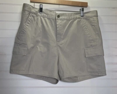 New Calvin Klein Jeans Womens Khaki Cargo Shorts Sz 16 100% Cotton Utility Y2K - Image 1 of 4