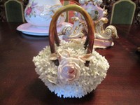Dresden/Meissen  SNOWBALL Schneeballen white floral basket, unmarked