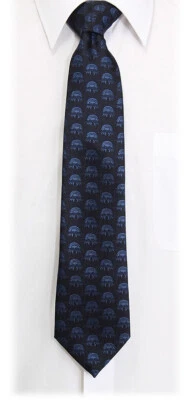 COLORATA / Corbata Isópodo Gigante Patrón Total / De Japón Foto 1 de 4