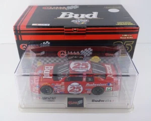 1/24 Hendrick Motorsports TEAM CALIBER 1999 World Series Braves vs Yankees - Picture 1 of 7