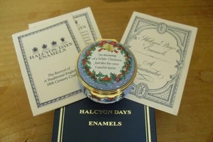 Boxed Halcyon Days "White Christmas" Enamel Musical Box - 1 5/8"(4.25cms) - Picture 1 of 13