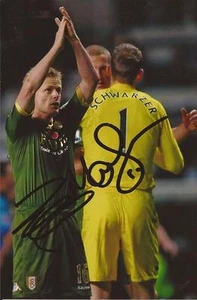 FULHAM * DAMIEN DUFF & MARK SCHWARTZER SIGNED 6x4 ACTION PHOTO+COA - Picture 1 of 1
