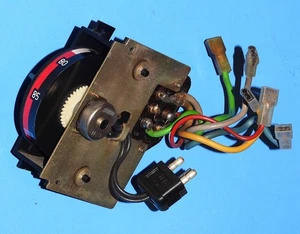 1972-80 MERCEDES-BENZ R107 W116 W123 OEM AC HEATER CLIMATE CONTROL DIAL SWITCH - Picture 1 of 4