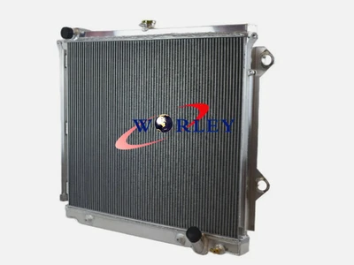 Radiador de aluminio para Land Cruiser / Lexus LX570 5.7 V8 2008-2021 Foto 1 de 4