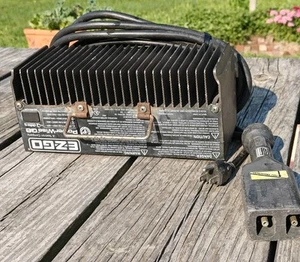 E-Z-GO 915-4810 PowerWise QE 48V Golf Cart Battery Charger Delta Q - 2 Pin Plug - Picture 1 of 5