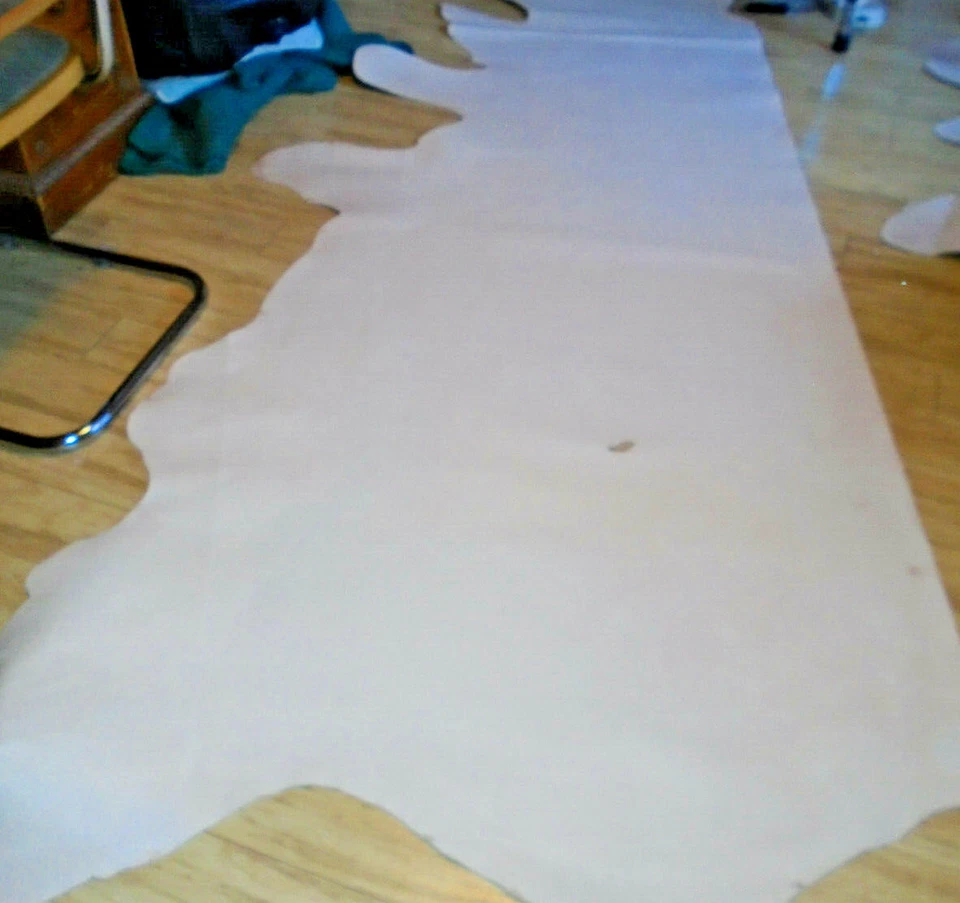 5/6 oz Natural Veg Tan Tooling Leather Side Strap Pouch Bag Holster 24-26 sq ft - Image 1 of 1