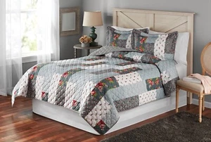 Traditional Patchwork Quilt Chambray Blue Gray & Sweet Ditsy Pink Florals KING - Picture 1 of 5