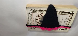 Crochet Book thong Bookmark - Picture 1 of 4