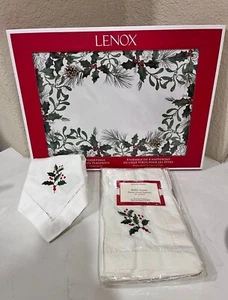 8-NIB LENOX ,WILIAM SONOMA HOLLY BERRIES DESIGN CORK PLACE MATS TABLE NAPKIN - Picture 1 of 10