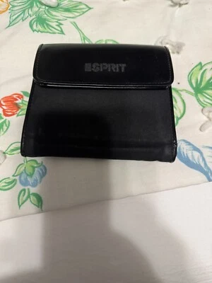 ESPRIT Vintage Black Leather Embossed Logo Tri-Fold Wallet - Image 1 of 4