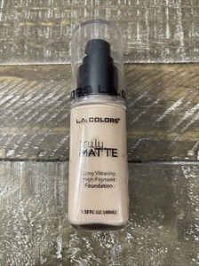 LA Colors Truly Matte Foundation CLM352 Natural - Picture 1 of 3