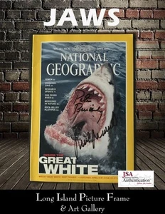 JAWS Peter Benchley y David Doubilet firmado abril 2000 National Geographic JSA - Imagen 1 de 11
