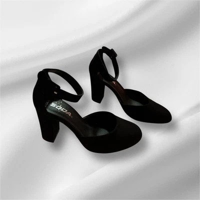 Soda Roy Black Closed Toe Ankle Strap Chunky Heel Size 10 Wide - Image 1 of 4