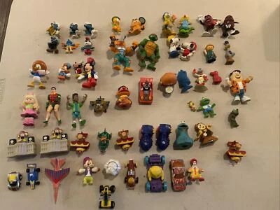 Lote De 56 Figuras Juguetes Años 70-2000 Pitufos TMNT Pasas Disney McDonald’s BK Más Foto 1 de 4