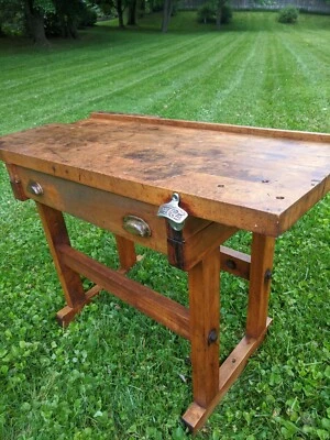 Banco de trabajo antiguo banco de trabajo de granja carpinteros banco de trabajo primitivo Foto 1 de 4