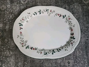 Vtg Pfaltzgraff Winterberry Extra Large Oval Platter Christmas Serving Holly - Picture 1 of 7