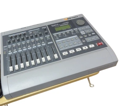 Roland VS-880 Digital Studio Workstation Good GP - Image 1 of 4