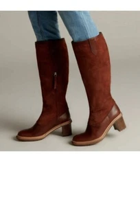 Clarks Ladies Trace Mist Tan Combi Leather Knee Boots Size UK 7 D / 41 - Picture 1 of 2