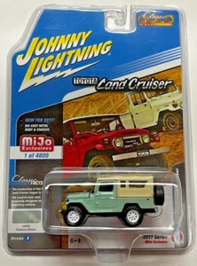 Johnny Lightning 1980 Toyota Land Cruiser - 1:64 Fashion Green - Picture 1 of 1
