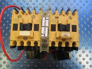 ALLEN BRADLEY SER B CONTACTOR W/199-MCAA A 9A MAX 100-A09ND3 B - Picture 1 of 4
