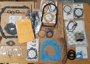 Buick 300 Late 60's Early 70's Engine Parts Lot - Gaskets, Seals and Other Parts - Bild 1 von 9