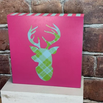 Placa de madeira xadrez rosa veado coleção Macbeth por Margaret Joseph Hearts - Imagem 1 de 4