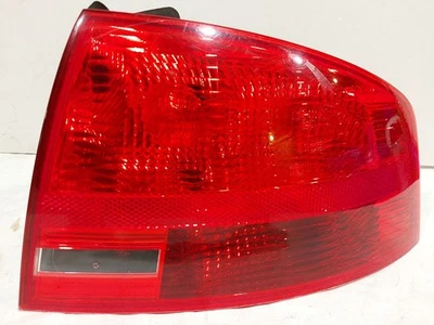 Luz trasera exterior derecha Audi A4 Quattro S4 RS4 2005 2008 8E5-945-096-A* Foto 1 de 4