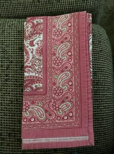 William Sonoma Pink Paisley Napkins Lot Of 4 20X20 - Picture 1 of 6