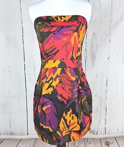 Vestido sin tirantes French Connection 8 ajustes patrón abstracto de llamaradas multicolor nuevo con etiquetas - Imagen 1 de 6