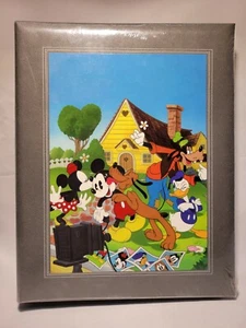 Disney Photo Album Fab 5 Mickey/Donald/Goofy/Pluto/Minnie Holds 320 Pics 4x6 NEW - Picture 1 of 5