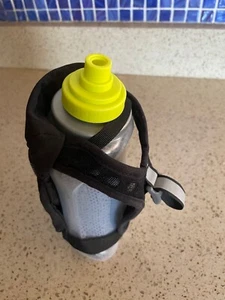 Nathan Quick Squeeze Plus shot Insulated, 18Oz, Black/Gold, water bottle no pba - Picture 1 of 8