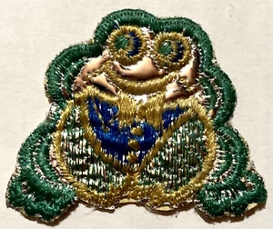 PARCHE BORDADO VINTAGE AÑOS 70 RARO PLATA BRILLANTE Y RANA VERDE DISEÑO MARAVILLOSO AÑOS 70 - Imagen 1 de 2