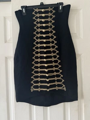 Hermoso Mini Vestido Negro Cóctel Dorado Y Botón Adornado Pequeño Foto 1 de 4