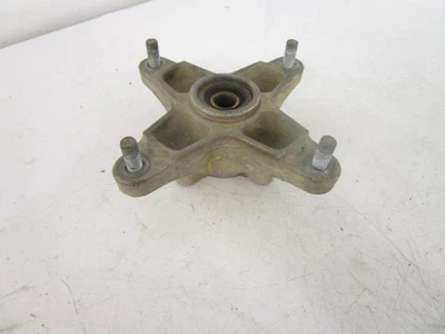 Buje de rueda delantera Polaris Outlaw 500 IRS 06 5135268 2006-2011 Foto 1 de 3