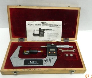 NSK Digitrix 901-154 ED-100 Digital Electronic Micrometer 75-100mm 0.001mm &case - Picture 1 of 3