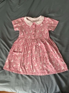 Girls Peter Pan Collared Pink Dress with Bunny Print. Size 5 - Picture 1 of 3