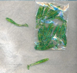 20 Stück * 2" Zoll CYAN Schwanz Elritze Crappie Barsch WEICHPLASTIK KÖDER KÖDER - Bild 1 von 1